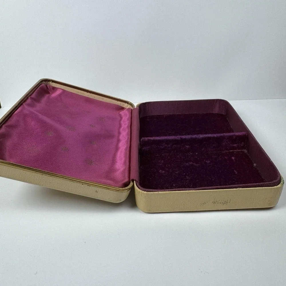 1960's Vintage FARRINGTON Genuine Texol Cream Jewelry‎ Box Red Velvet Lining